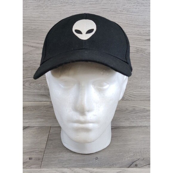 Alienware Adjustable Black Hat Cap Gaming Computer PC / One Size / Collectible - Picture 1 of 8